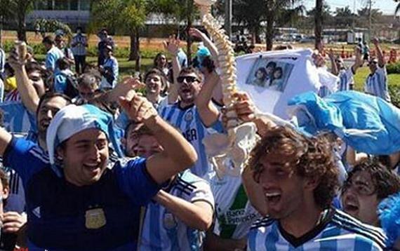 Argentina-Fans-3.jpg