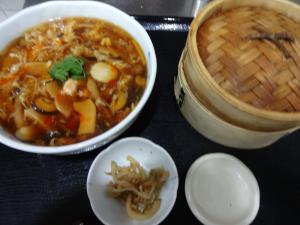 海鮮と季節キノコの酸辣湯麺セット