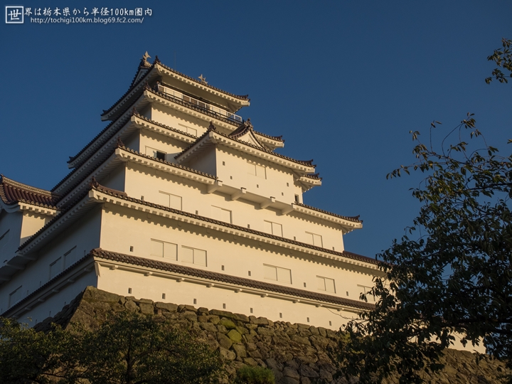 福島県 夕暮れの鶴ケ城