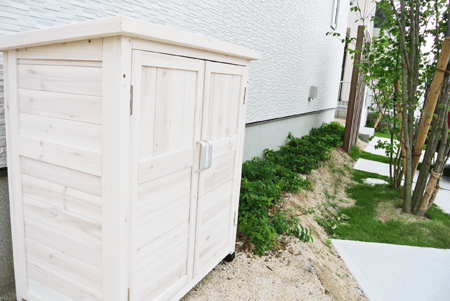たった15分でお庭をおしゃれに収納して整理整頓 組立簡単 木製物置小屋の口コミ 節約主婦のビューティ Life